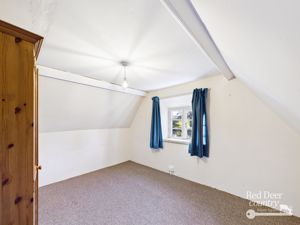 Bedroom- click for photo gallery